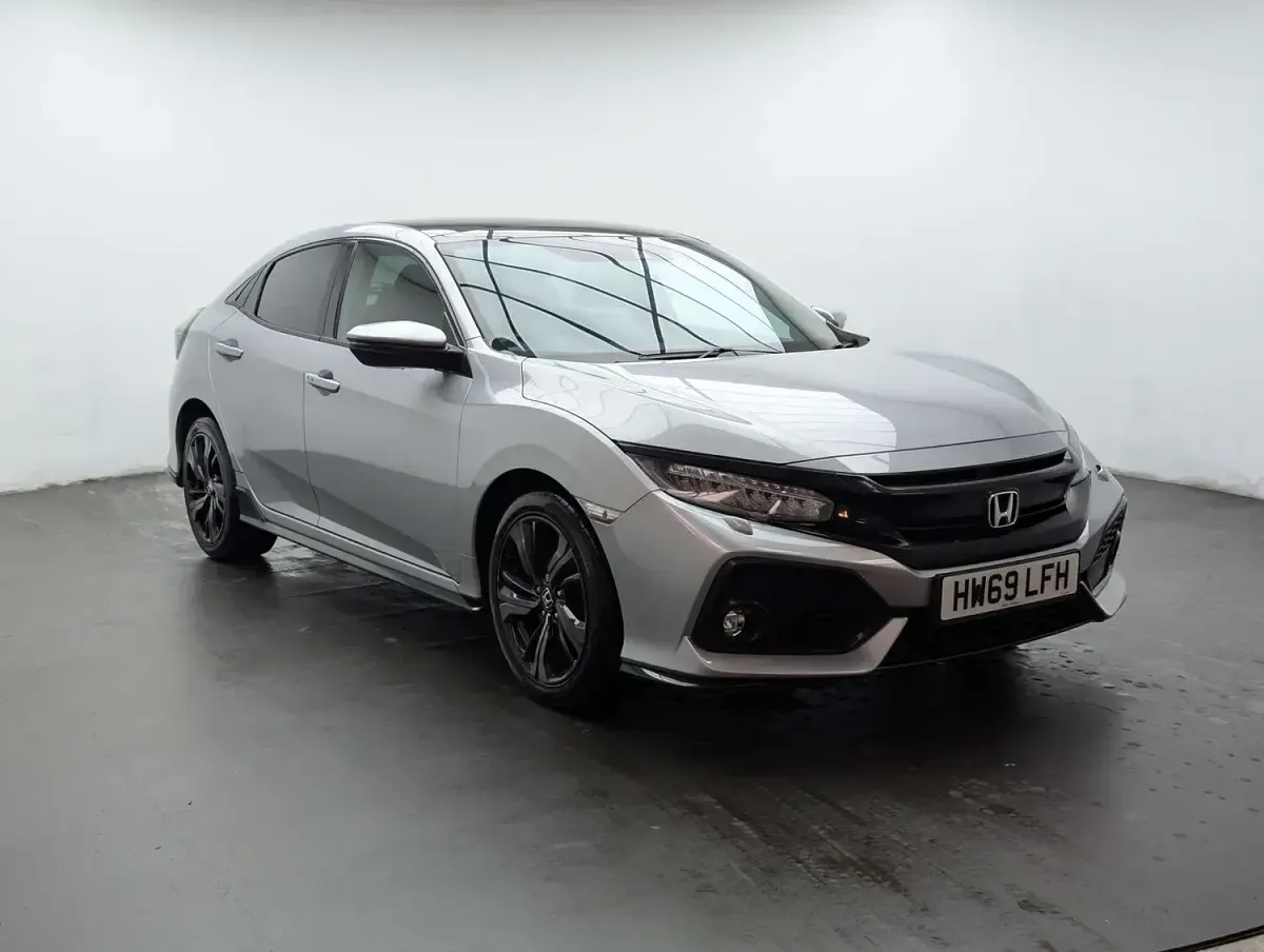 Used Honda Civic Sport Plus 182 HP (133 kW) 2019 Silver Hatchback