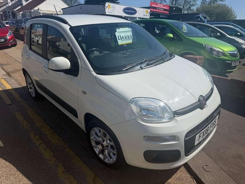 Usado Fiat Panda Lounge 85 HP (62 kW) 2018 Branco Citadino