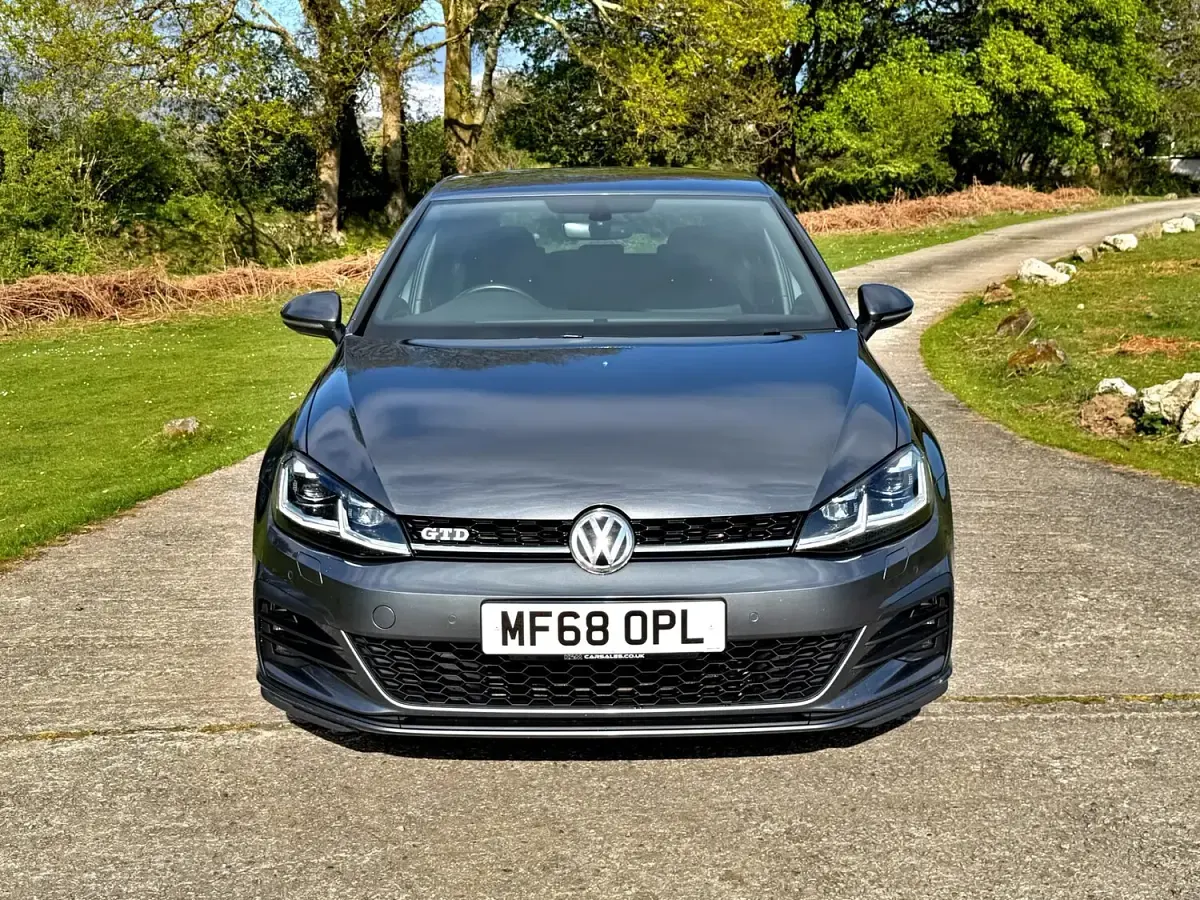 Used VW Golf VII GTD 184 HP (135 kW) 2018 Grey Hatchback