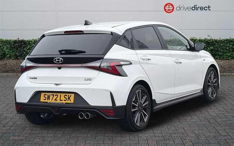 Used Hyundai i20 N Line 120 HP (88 kW) 2023 White Hatchback