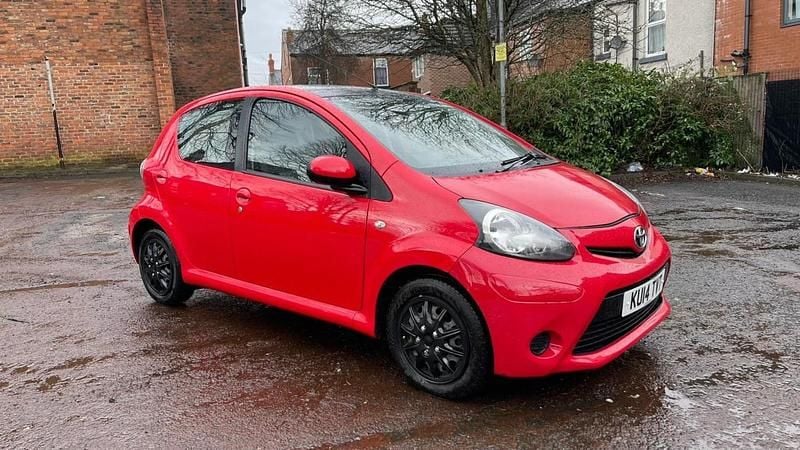 Used Toyota Aygo 2014 Multicoloured Hatchback