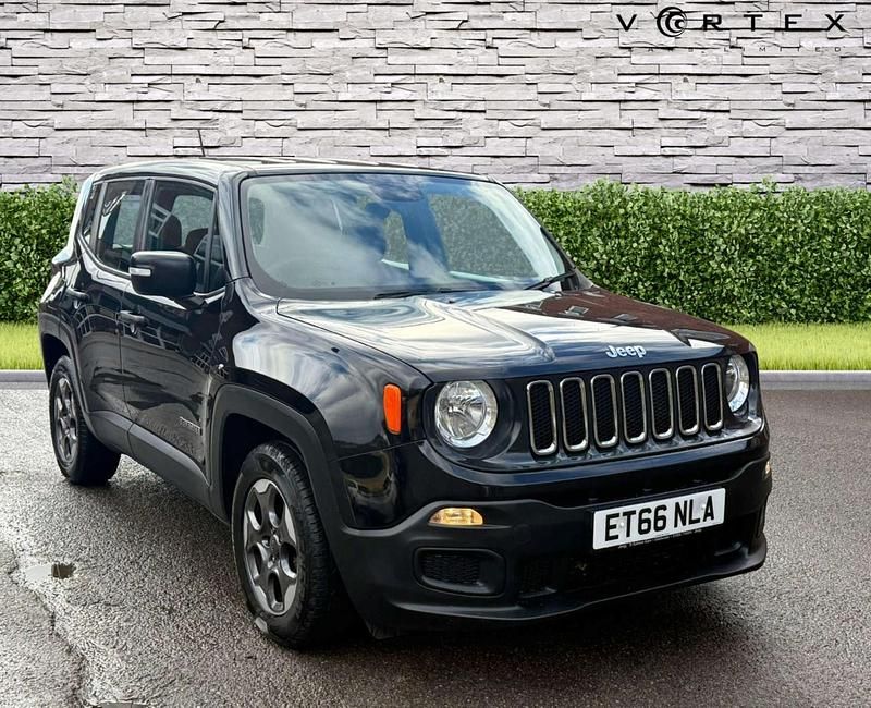 Black Used 2017 Jeep Renegade SUV | £7,700 (Fair price) - Image 1/3