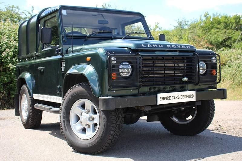Green Used 2010 Land Rover Defender SUV | £19,995 (Super price) - Image 1/3