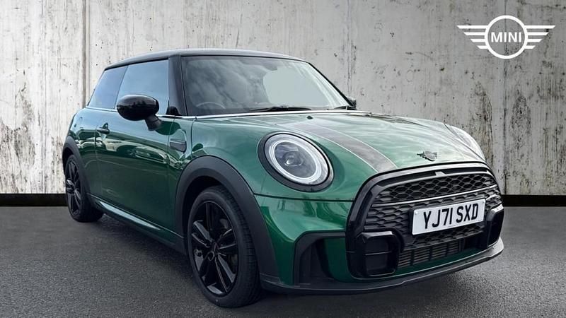 Green Used 2021 Mini Cooper Hatch Hatchback | £17,311 (A bit pricey) - Image 1/4