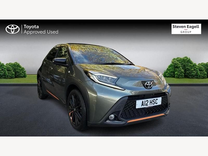 Green Used 2022 Toyota Aygo X Edition SUV | £15,540 - Image 1/3