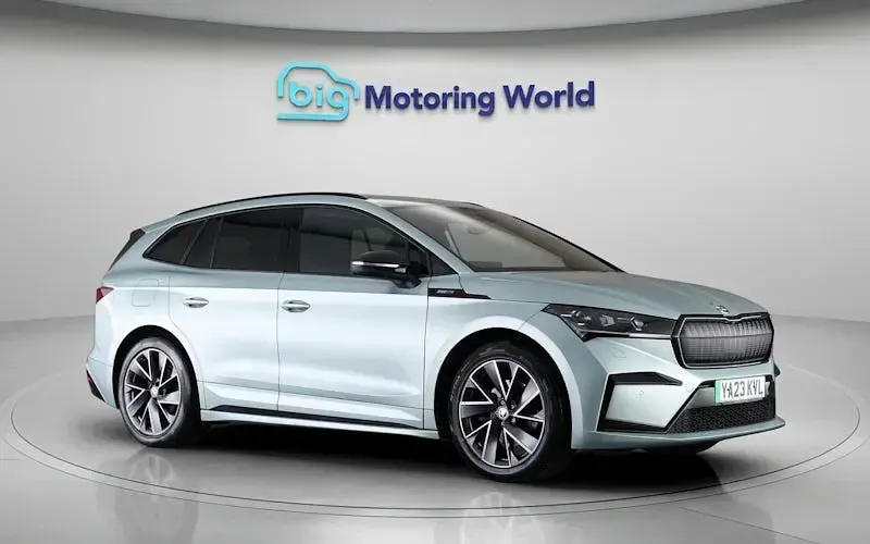 Used Skoda Enyaq iV SportLine 150 kW (204 HP) 2022 Silver SUV