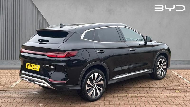 Used BYD Seal U Design 324 HP (238 kW) 2025 Metallic  delan black SUV