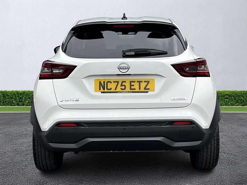 Used Nissan Juke Tekna 143 HP (105 kW) 2026 White SUV