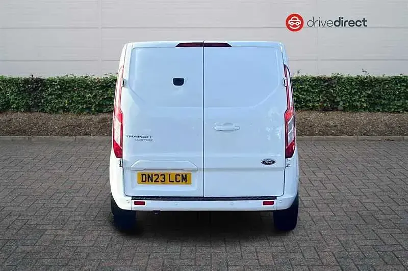 Used Ford Transit Custom Limited 130 HP (95 kW) 2023 White Van