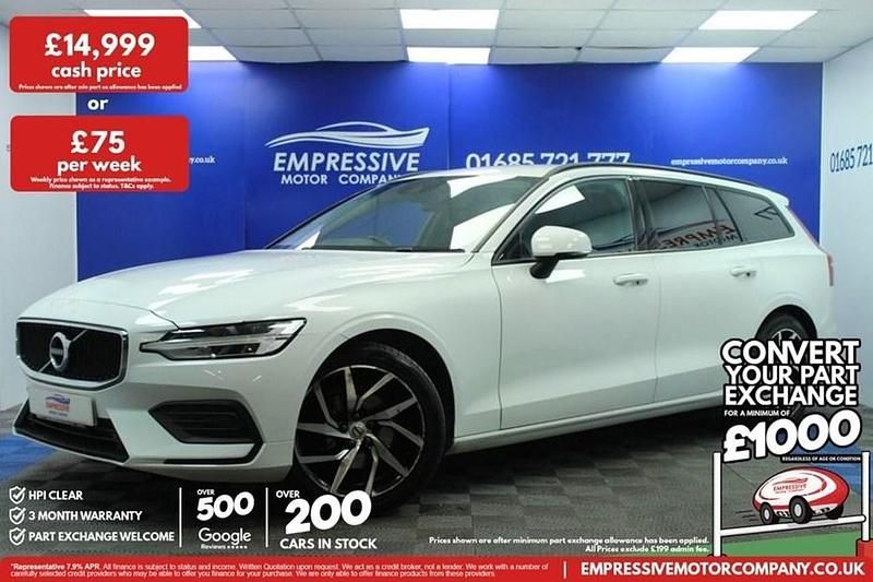 Used Volvo V60 Momentum 150 HP (110 kW) 2019 White Estate
