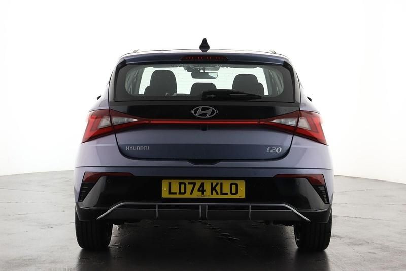 Used Hyundai i20 Advanced 90 HP (66 kW) 2024 Blue Hatchback
