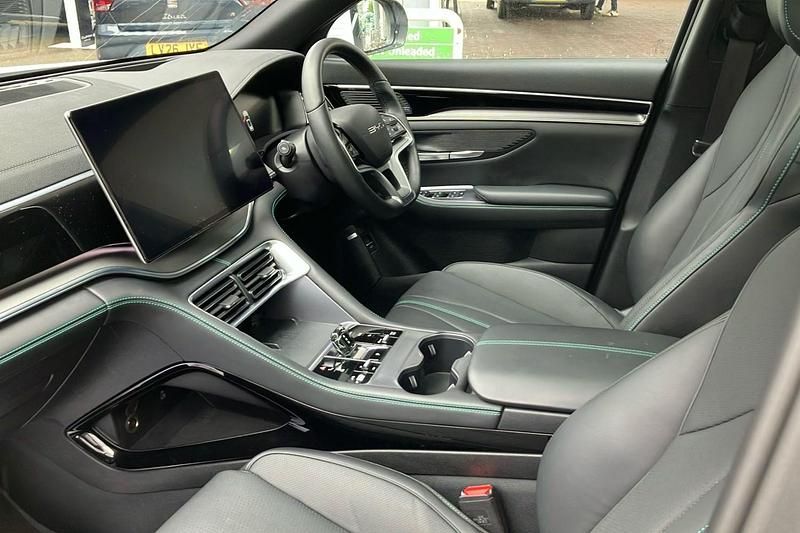 Used BYD Seal U Comfort 214 HP (157 kW) 2025 White SUV