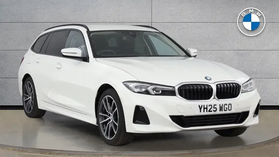 Used BMW 320 Sport Line 184 HP (135 kW) 2025 Estate