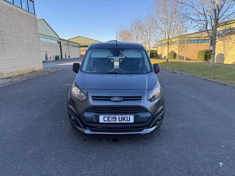 Used Ford Grand Tourneo Connect Zetec 120 HP (88 kW) 2019 Grey MPV