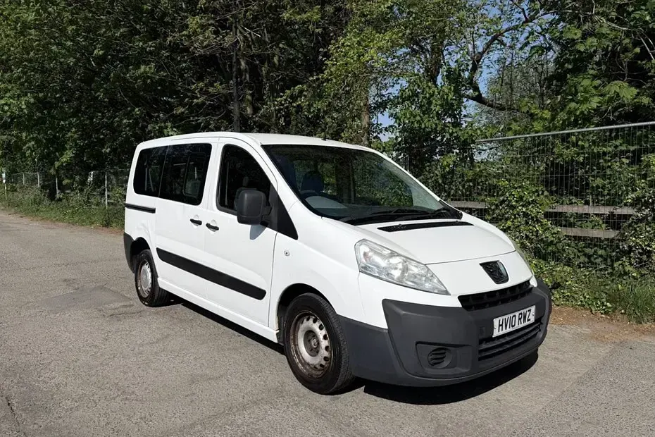 Second-hand Peugeot Expert Comfort 2010 Van