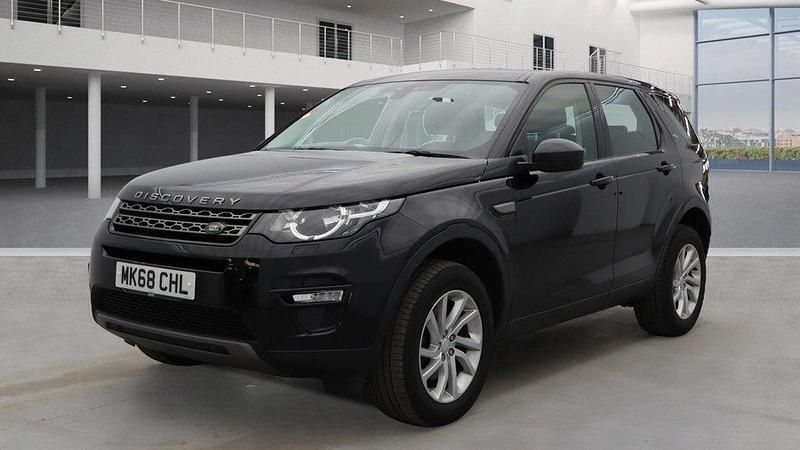Black Used 2018 Land Rover Discovery Sport SE SUV | £15,999 (Good price) - Image 1/4