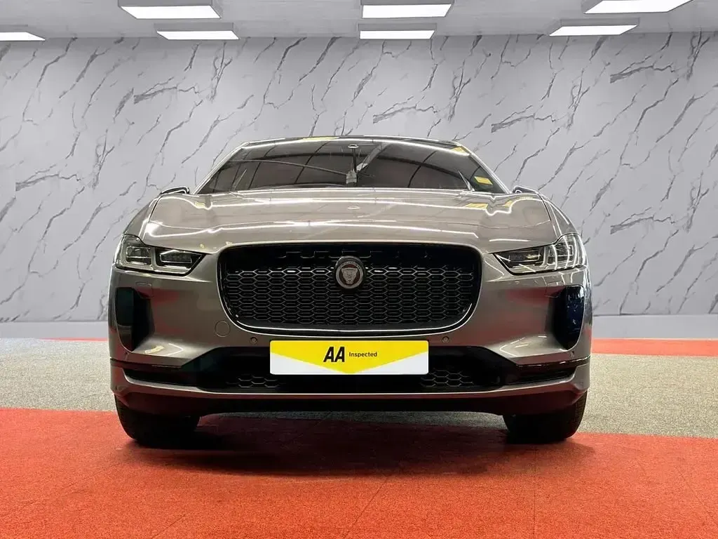 Begagnad Jaguar I-Pace 294 kW (400 HK) 2022 Grå SUV