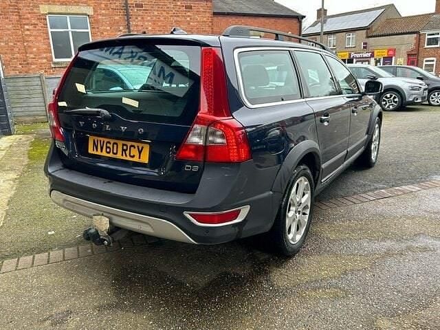 Used Volvo XC70 SE Lux 163 HP (119 kW) 2011 Blue Estate