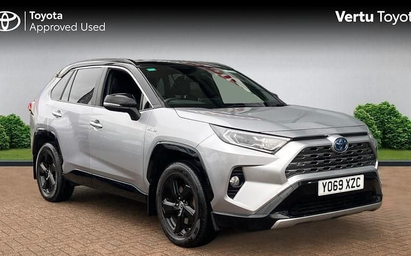 Used 2025 Toyota RAV4 Hybrid Design SUV | £23,829 (Super price) - Image 1/4