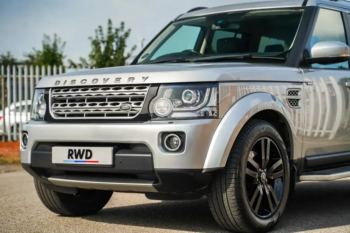 Used Land Rover Discovery 4 HSE Luxury 2015 Silver SUV