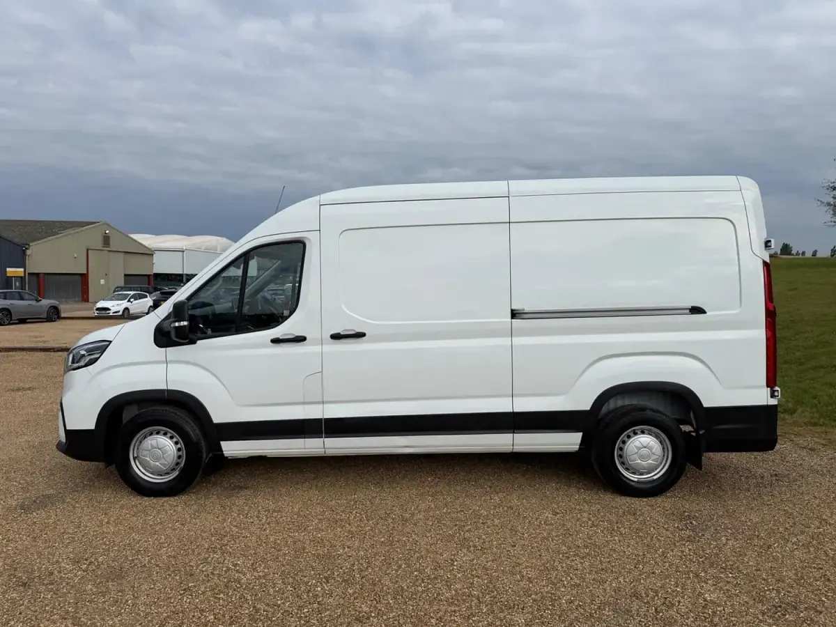 Used Maxus V90 2024 White Van