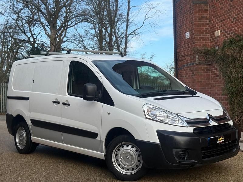 White Used 2016 Citroën Dispatch MPV | £5,399 (Super price) - Image 1/4