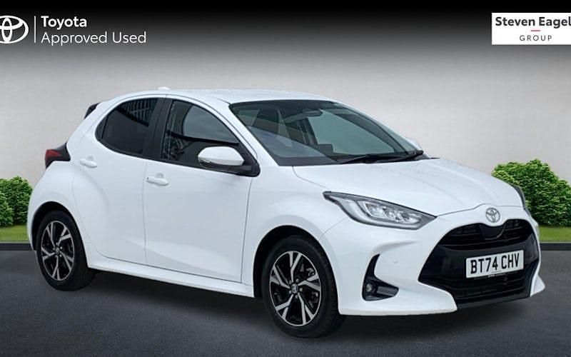 Used Toyota Yaris Hybrid Design 116 HP (85 kW) 2025 Hatchback
