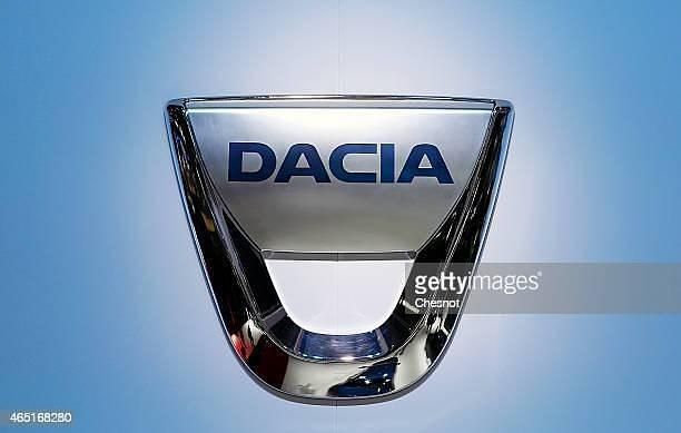 Used Dacia Duster Lauréate 110 HP (80 kW) 2015 Blue SUV