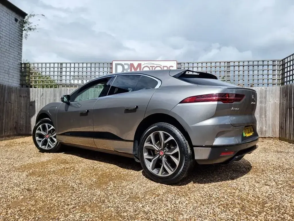 Usado Jaguar I-Pace 294 kW (400 HP) 2020 Prateado SUV
