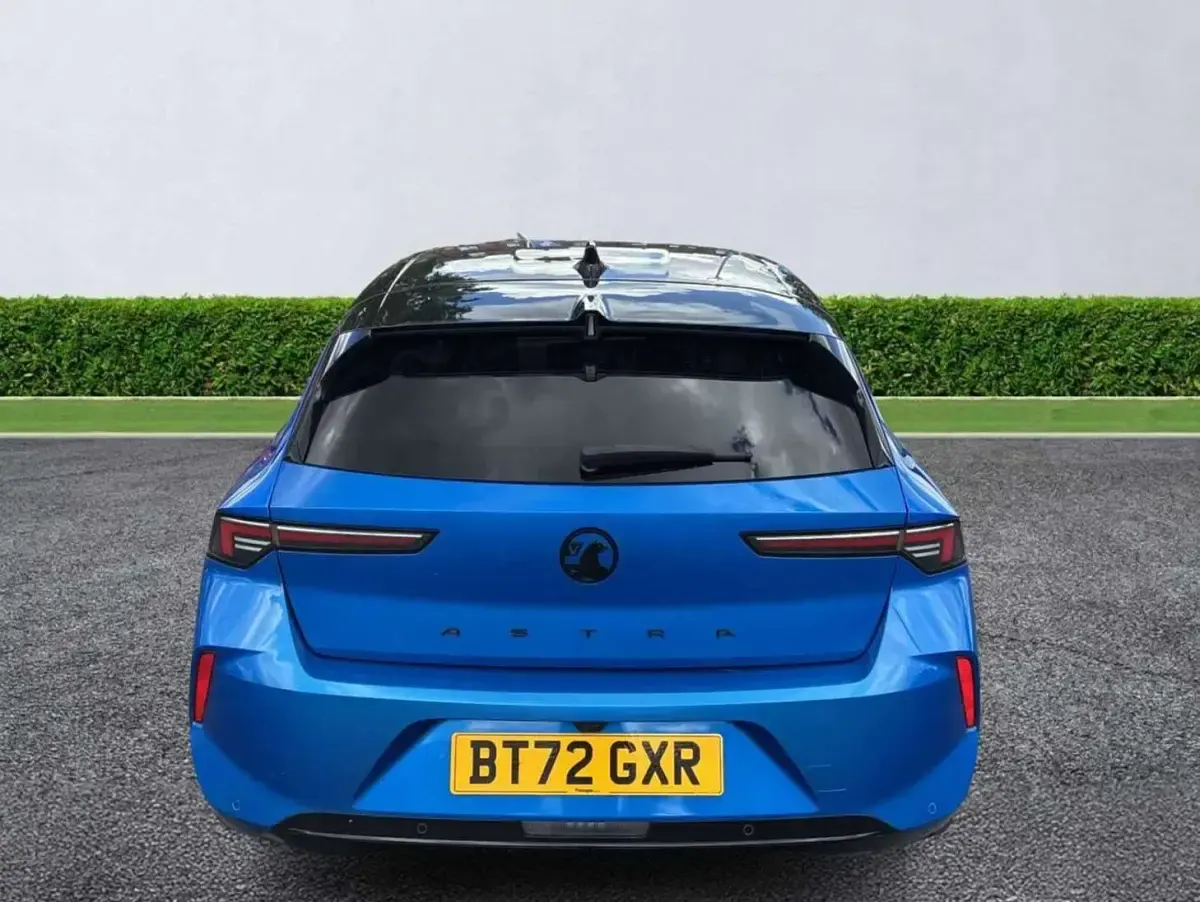 Used Vauxhall Astra Ultimate 130 HP (95 kW) 2023 Blue