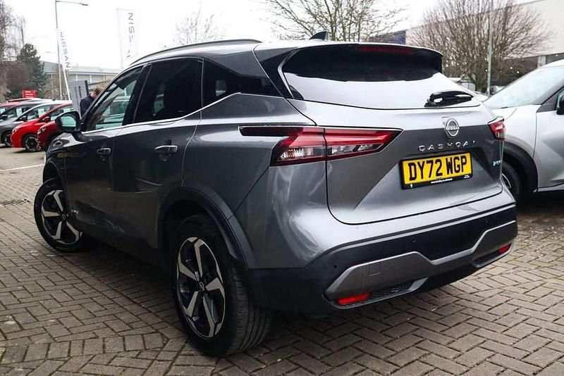 Used Nissan Qashqai N-Connecta 190 HP (139 kW) 2023 Grey SUV