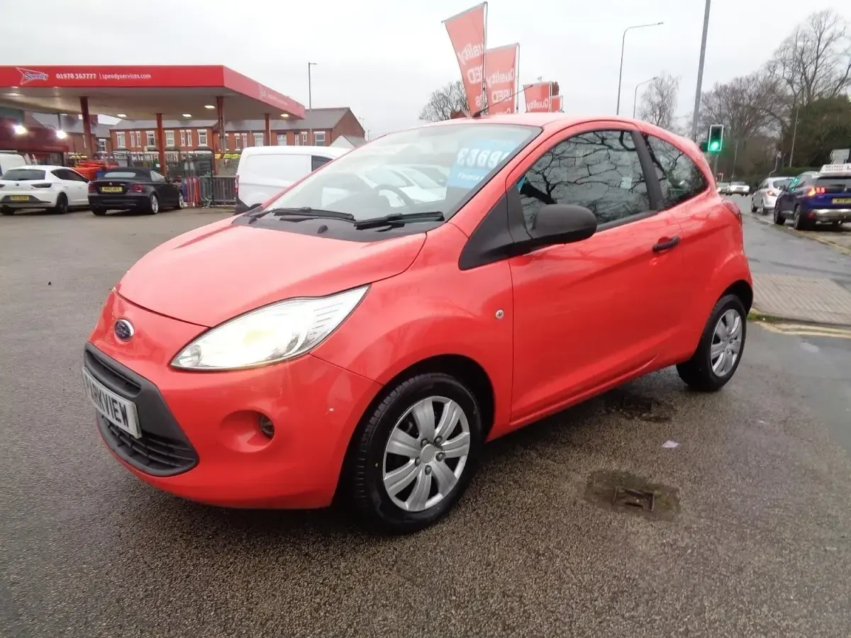 Used Ford Ka Studio 69 HP (50 kW) 2011 Red Hatchback