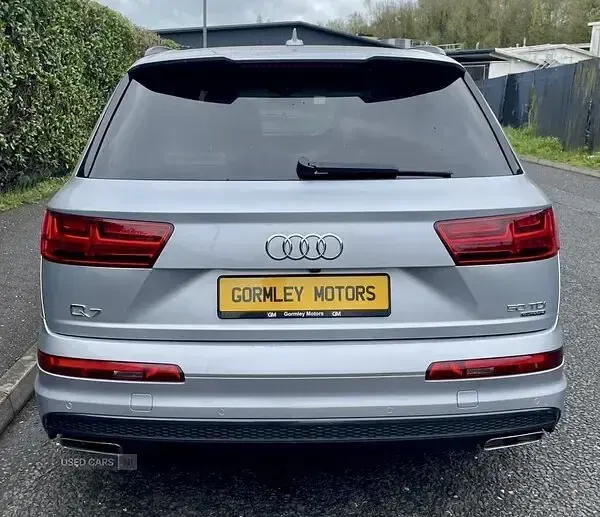 Used Audi Q7 S-Line 286 HP (210 kW) 2019 Silver SUV