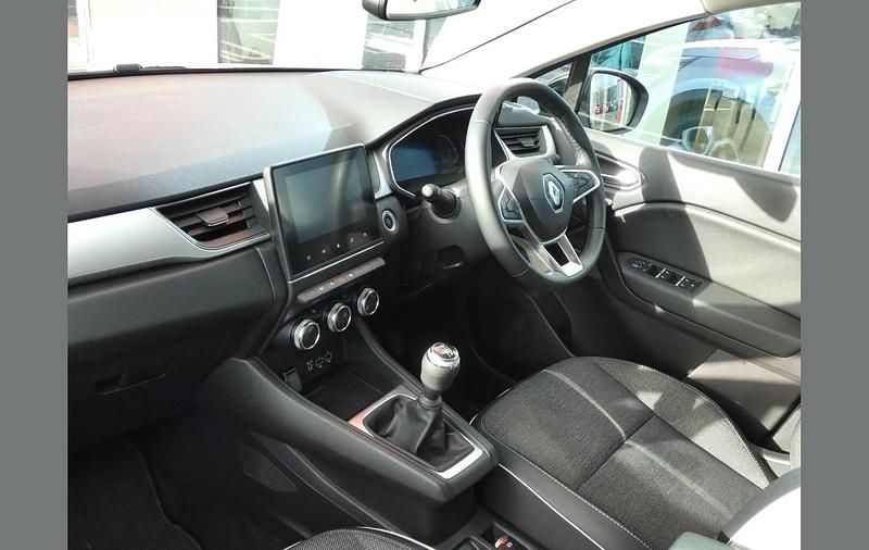 Used Renault Captur Techno 90 HP (66 kW) 2023 Other SUV