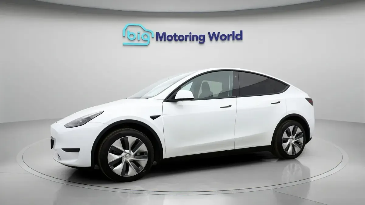 Used Tesla Model Y RWD 254 kW (346 HP) 2023 White SUV