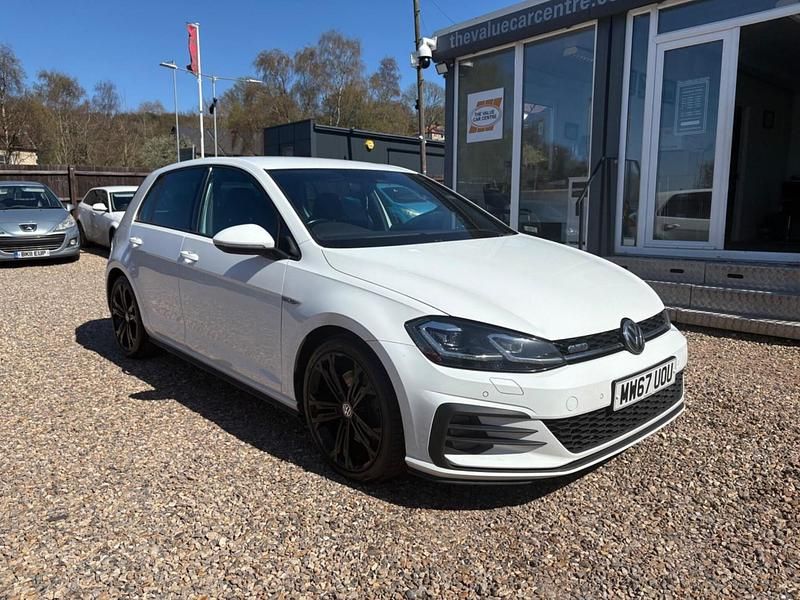 Used VW Golf VII GTD 184 HP (135 kW) 2017 White Hatchback