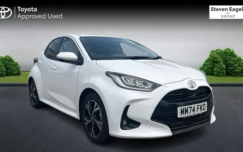 Used Toyota Yaris Design 116 HP (85 kW) 2025 Hatchback