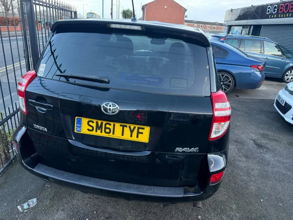 Usado Toyota RAV4 2011 Preto Carrinha