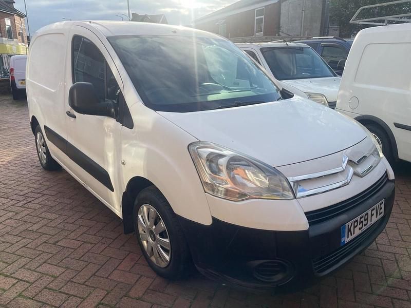 White Used 2009 Citroën Berlingo MPV | £2,495 (Fair price) - Image 1/4