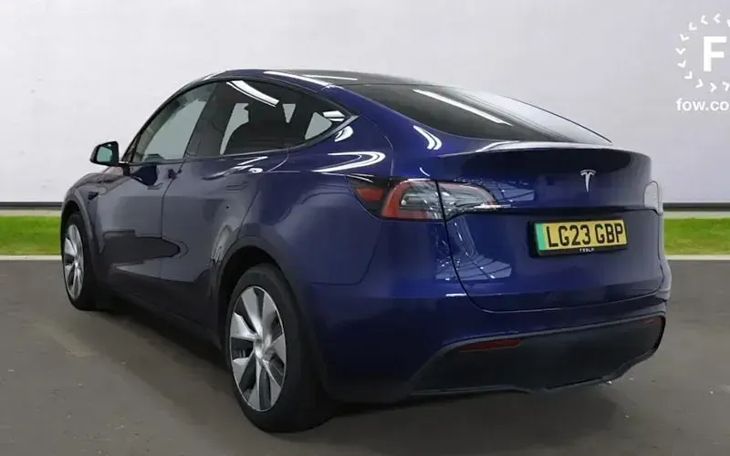 Used Tesla Model Y RWD 219 kW (299 HP) 2023 Blue SUV