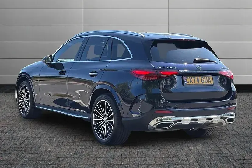 Used Mercedes GLC220 AMG Line Premium Plus 217 HP (159 kW) 2024 Nautic blue metallic SUV