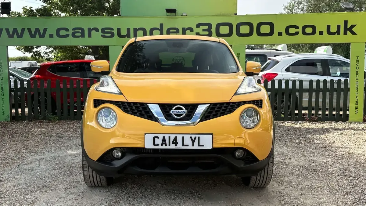 Used Nissan Juke S 110 HP (80 kW) 2017 Yellow SUV