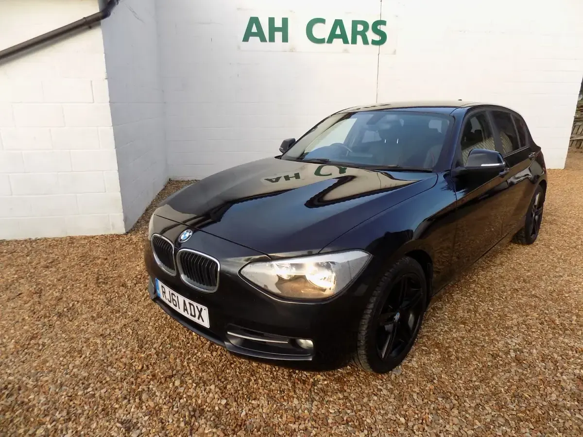 Used BMW 120 Sport Line 184 HP (135 kW) 2011 Black Hatchback