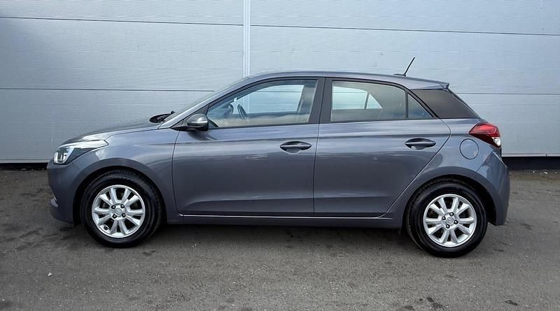 Grey Used 2018 Hyundai i20 SE Hatchback | £8,495 (Fair price) - Image 1/4
