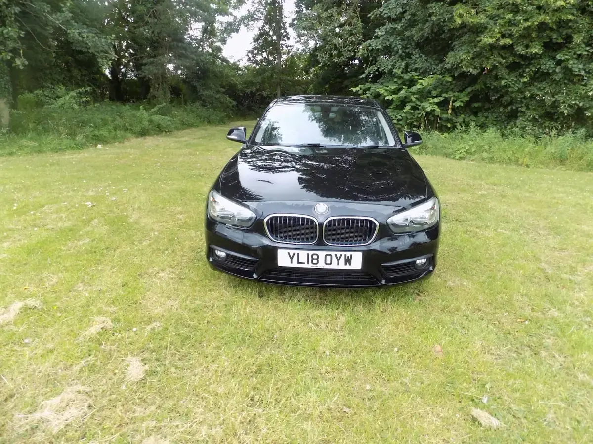 Used BMW 118 Comfort Edition 2018 Black Hatchback