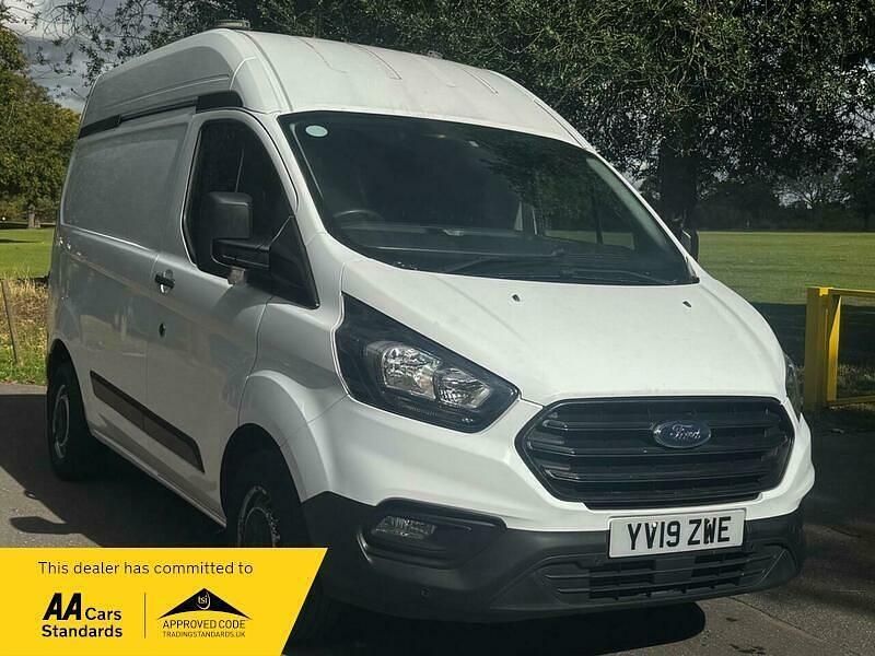 White Used 2019 Ford Transit Custom Van | £10,995 (Good price) - Image 1/4