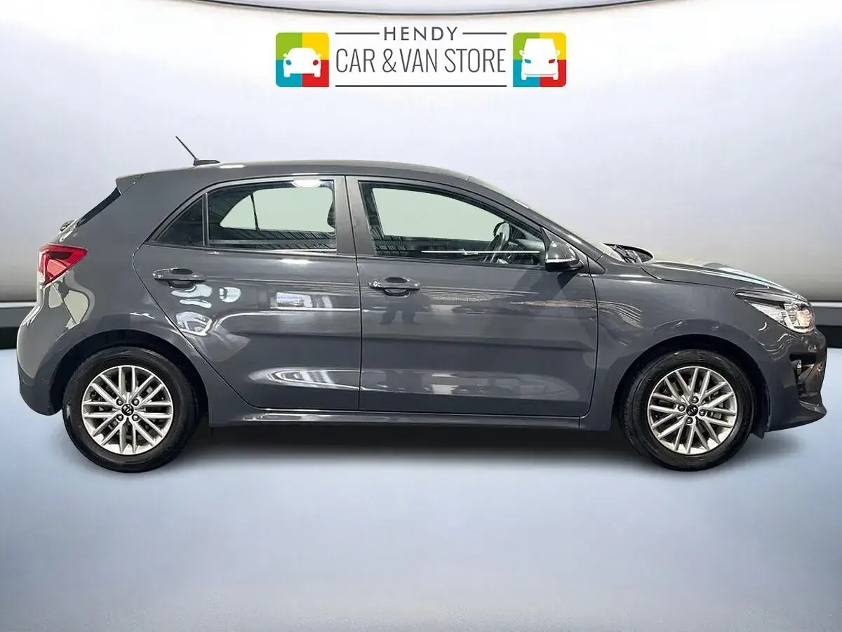 Used Kia Rio 84 HP (61 kW) 2021 Grey Hatchback