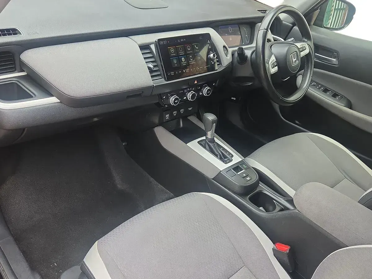 Used Honda Jazz Hybrid 107 HP (78 kW) 2023 Black Hatchback
