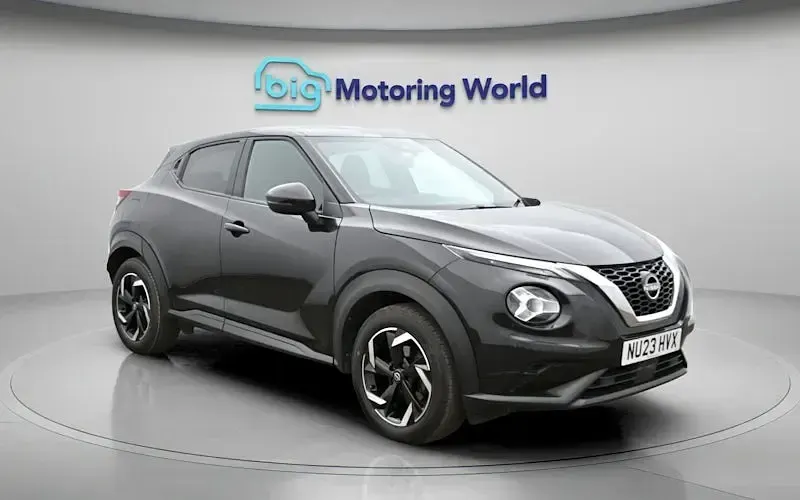 Usado Nissan Juke N-Connecta 114 CV (83 kW) 2023 Negro SUV