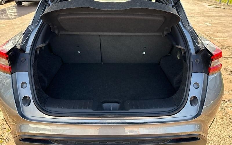 Used Nissan Juke N-Connecta 114 HP (83 kW) 2023 Grey SUV